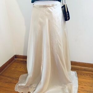 Elegant Cream Maxi Skirt